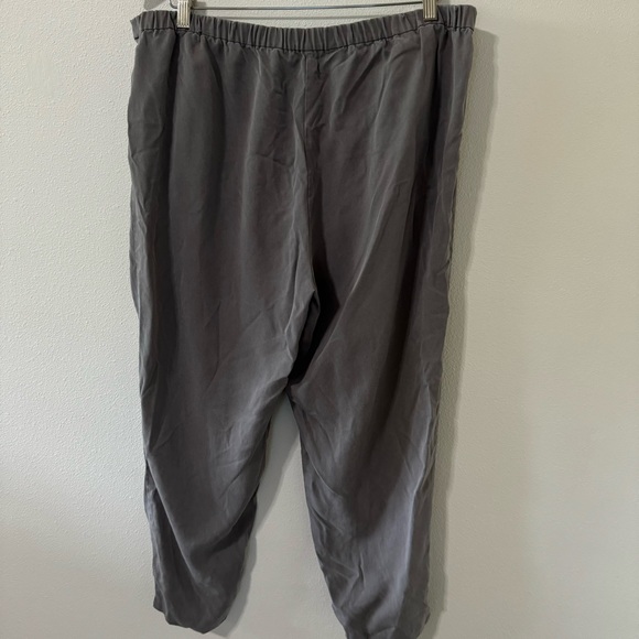 Eileen Fisher Tencel Pull On Slouchy Tapered Ankle Pants Gray Beachy-Large - Picture 3 of 10